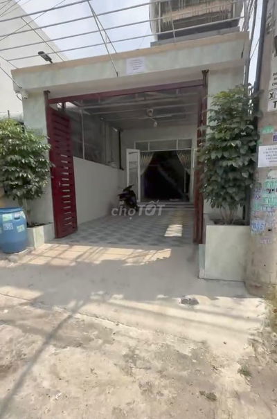 🔴 Nhà 1 Trệt 1 Lửng. 4PN. Sân Đậu OTO ( Gần Vinhomes Quận 9 )