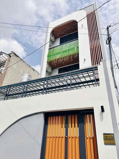 CHDV 18 phòng doanh thu hđ thuê 50tr/th, 140m2; hxh; Bình Thành