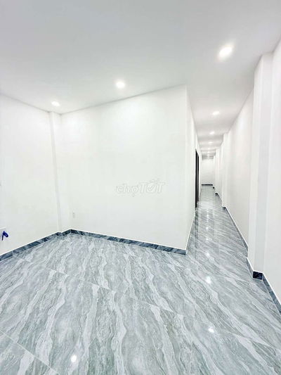 CHỈ HƠN 2 TỶ, CC 70m2, TT Q10 , NGAY SÂN VÂN ĐỘNG THỐNG NHẤT