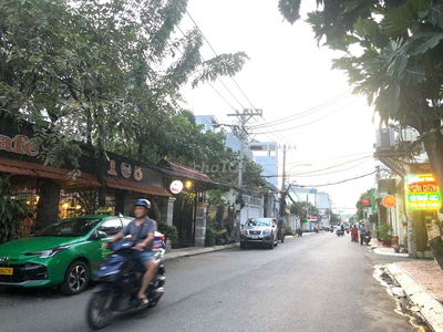 BÁN NHÀ 60M² HXH NHỈNH 5 TỶ Hiệp Bình Chánh Thủ Đức Sát Gigamall