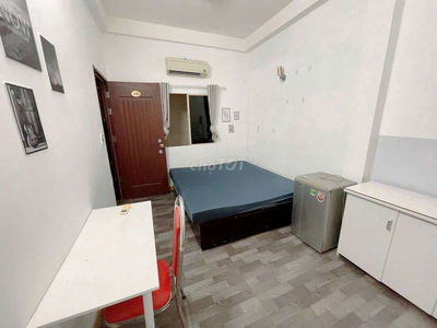 THUÊ PHÒNG ĐƯỜNG 3/2 QUẬN 10 ĐẦY ĐỦ NỘI THẤT 4TR3