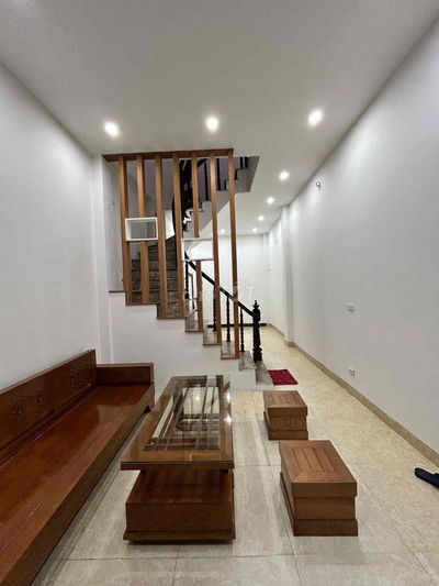 Bán nhà Định Công Thượng 34m* 5tầng, ô tô lùi cổng, gần phố