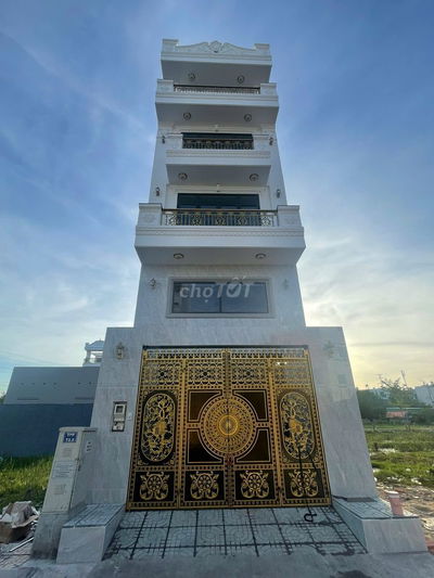 Bán nhà mới xây liền kề khu Làng Đại Học Phước Kiển, 5x18m