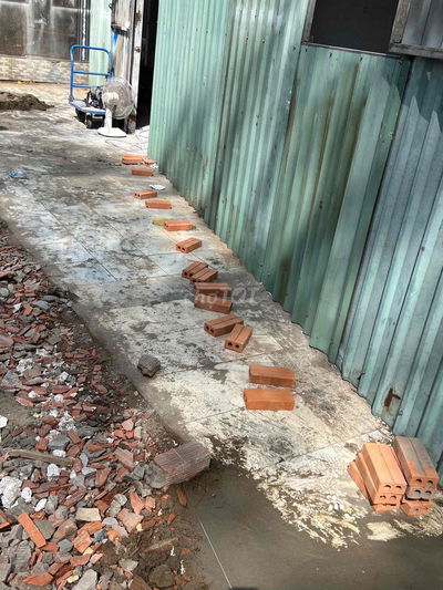 dùng lam nhà trọ, kho nhỏ- ở lại được, mở rộng thêm , khu an ninh