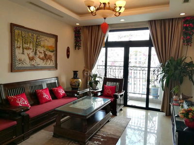 Căn hộ R5 Royal City tầng trung cao 106m2, nhà vuông vắn