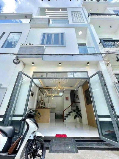 Nhà 3 phòng 3 máy lạnh hẻm sau lưng KDC Đại Ngân