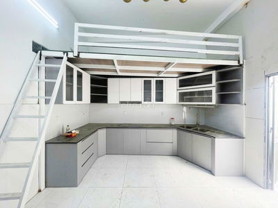 Phòng gác giá rẻ gần cao đẳng điện lực, ngã tư ga