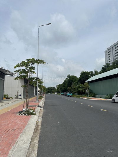 Cần bán nhà nguyên căn Q8 sổ hồng chính chủ