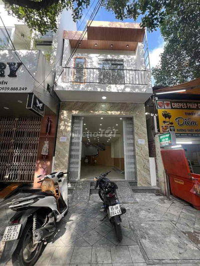 Mặt tiền Nguyễn Khuyến ngay trường học kinh doanh đa ngành nghề