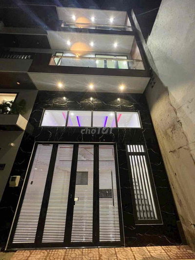 NHÀ 5,5X15M 4PN 3WC ĐẦY ĐỦ NỘI THẤT HXH