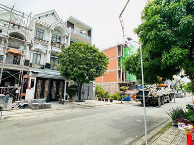 CỰC HIẾM, BÁN GẤP NHÀ 2 TẦNG HẺM XE HƠI ĐƯỜNG SỐ 9, DT: 54M2, NGANG