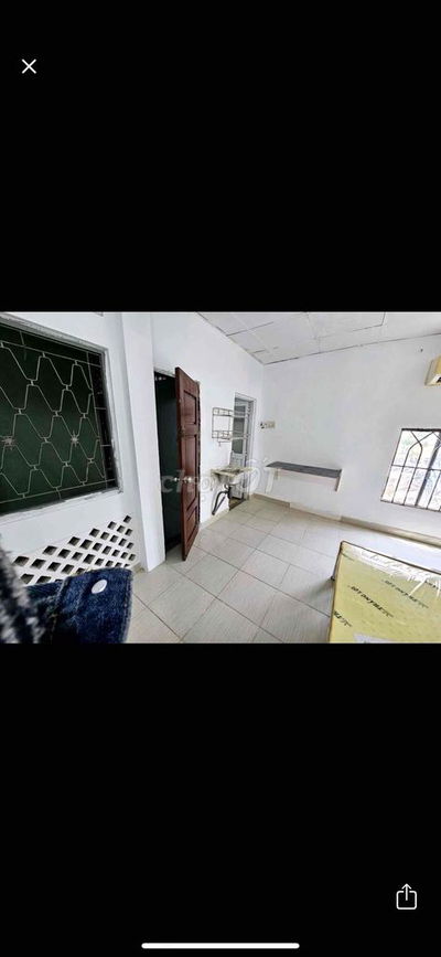 mình pass phòng ở liền ạ