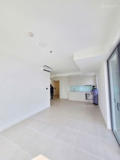 Cho thuê căn hộ 1PN Urban Green 51m2 giá chỉ 8.9 triệu/tháng. SĐT:0939 720 ***