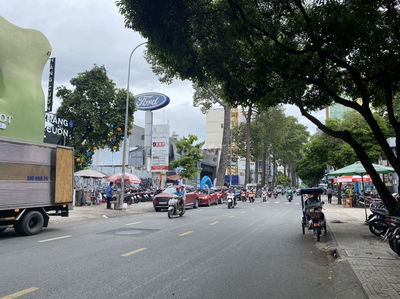 Mặt tiền Cao Thắng Quận 3 gần Võ Văn Tần