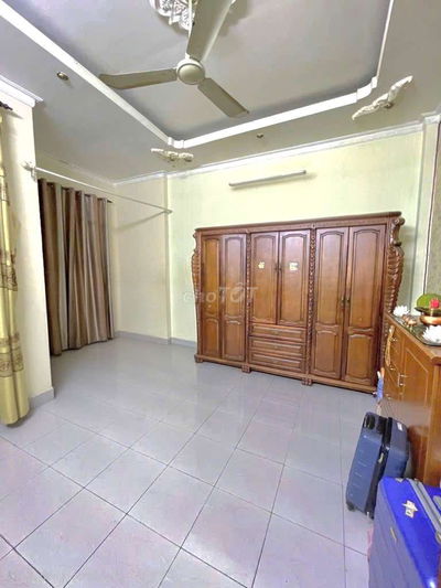 BÁN NHÀ ĐẸP LIỀN KỀ TỈN.H LỘ 10 - KHU TÊN LỬ.A - HẺM XE HƠI - ( 5X15M)