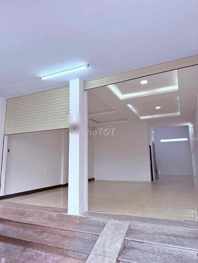 Măth bằng 30/4 gần Siêu thị, bến xe ngang 6 giá chỉ 22triệu