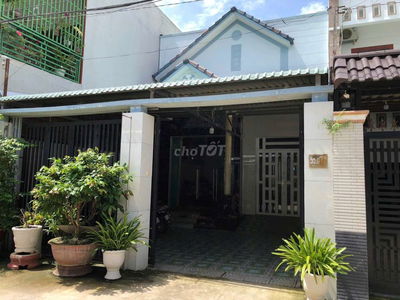 Nhà hẻm gần quân đội 175m2,3 phòng ngủ,3 nhà vệ sinh gần trung tâm CT