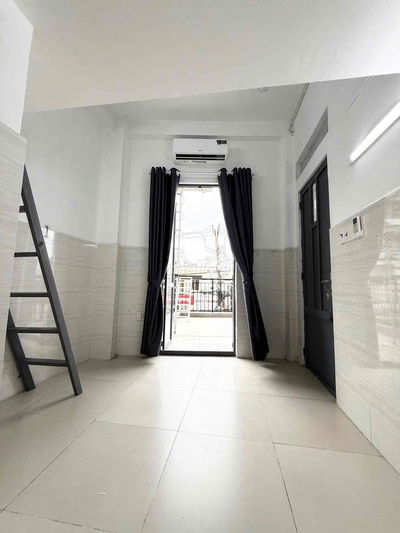 CĂN HỘ CÓ GÁC - THANG MÁY - BAN CÔNG 20m2