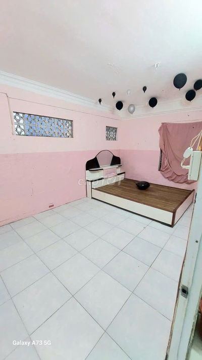 PHÒNG RỘNG - GIÁ RẺ - WC CHUNG 3 PHÒNG