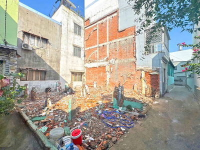 Đất thổ cư vuông vức 8x10m hẻm 1027 Huỳnh Tấn Phát. Quận 7