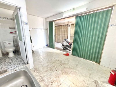 NHÀ NGUYÊN CĂN 1 TRỆT 2 LẦU CÓ BAN CÔNG