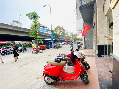 Cho thuê Cửa hàng tòa 105 Nguyễn Xiển, Thanh Xuân