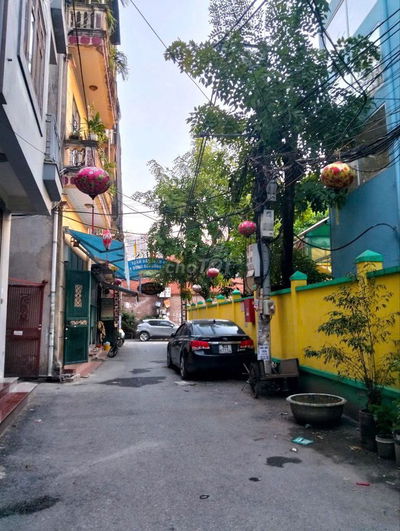 BÁN NHÀ PHỐ LỤA - THANG MÁY - GARA Ô TÔ - THÔNG - 55M - QUANH 14 TỶ