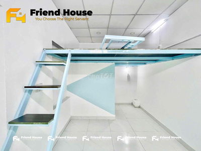 Khai trương phòng mới gần sân bay