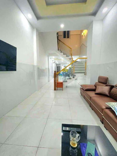 Bán Nhà HxH Đỗ Cửa Đường số 3 BHH 83m2 3 tầng 5.85 tỷ