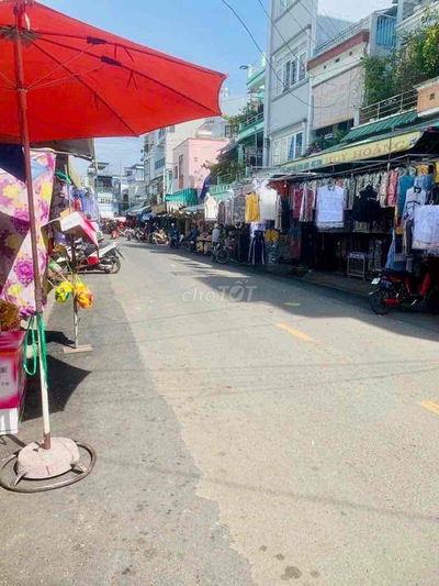 Bán nhà gần cầu Nhị Thiên Đường, giáp quận 5 - 2 tầng BTCT