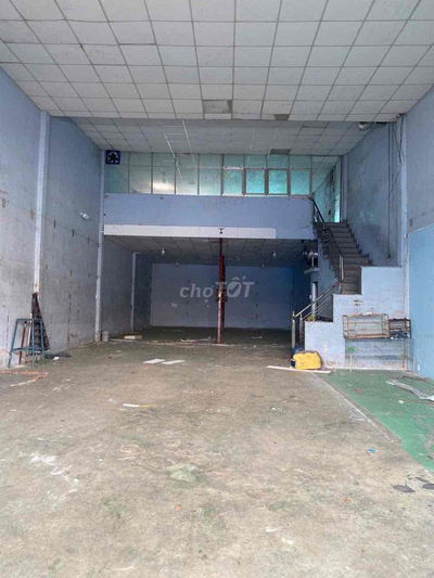 CHO THUÊ NHÀ XƯỞNG 8x25m 12TRIỆU - GÁC RỘNG - ĐIỆN 3PHA - ĐƯỜNG LỚN