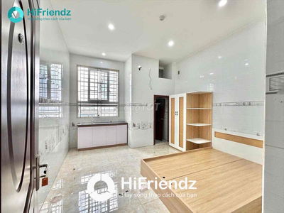 STUDIO MỚI XÂY 100% FULL NỘI THẤT CỬA SỔ TRỜI LỚN - CÁCH HUIT VHU 1KM