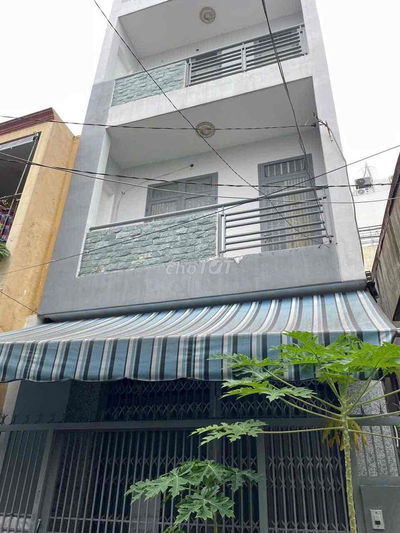 nhà phố giấy hồng sạch nhà trống giao ngay