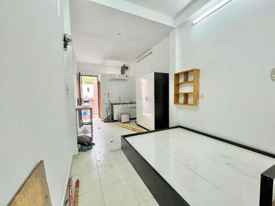 CHO THUÊ CĂN HỘ SIÊU HIẾM - STUDIO BAN CÔNG GIÁ 4tr3 - TRUNG TÂM Q3