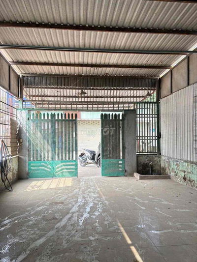 cho thuê mặt bằng đường liên ấp 234 vla diện tích rộng làm nghề giá rẻ