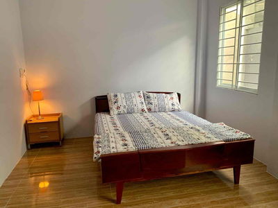 nhà 2 PHÒNG NGỦ 3,5x10 cách mạng tháng 8. đủ đồ