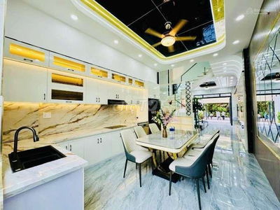 Siêu Phẩm nhà phố Hương Lộ 2. Nhà 5 tầng DT 5mx10m giá 7,5 tỷ