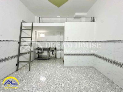 TRỤC ĐƯỜNG LỚN GẦN ĐẠI HỌC CÔNG THƯƠNG - TOÀ NHÀ TIỆN ÍCH CÓ MÁY GIẶT