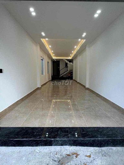 Cho Thuê nhà Mặt Tiền Thống nhất cách Trung Tâm City Land vài Trăm mét