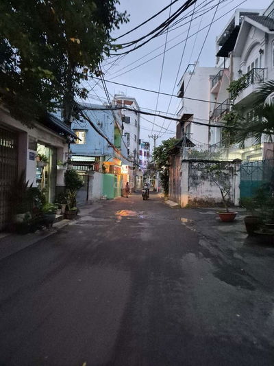 Bán gấp nhà hẻm xe hơi, DT 58m, gần chợ Bà Chiểu, Phường 13 Bình Thạnh