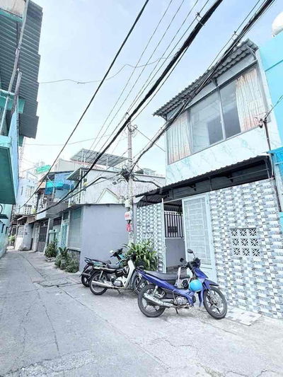 NHÀ GÓC 2MT mới tinh 2 Phòng ngủ rộng có cửa sau