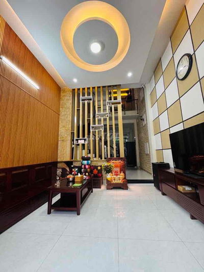 Nhà đẹp Khu an dương vương giáp quận 6 DT 92m2 chủ xây 4tầng BTCT