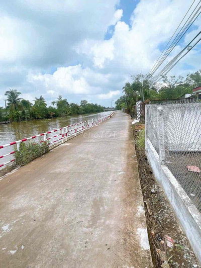 Nền thổ cư lộ 4m gần mặt tiền Nguyễn Văn Linh