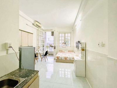 Studio Ban Công Full Nội Thất 32m2 Gần ĐH Văn Lang_Bitexco_Bùi Viện Q1
