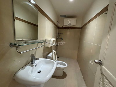 bán căn hộ 97m2, 3pn,2wc,căn góc, nội thất, 3,250 tỷ.