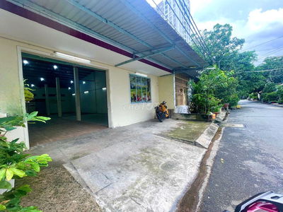 Cho Thuê Nhà Kho / Xưởng Đường Hòa Bình, Tân Phú ( 200m2 - KD TỰ DO )