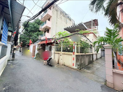 Cần tiền trả nợ bán rẻ gấp nhà Tây Hồ, oto vào tận nơi, mặt tiên 8m