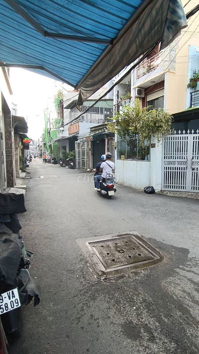 MẶT TIỀN,P11-GÒ VẤP,VỪA Ở VÀ KINH DOANH, 42M2-4 PN, SỔ CHUẨN,6,370 TỶ