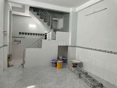 Cho thuê nhà đg.bắc hải.p6.tân bình