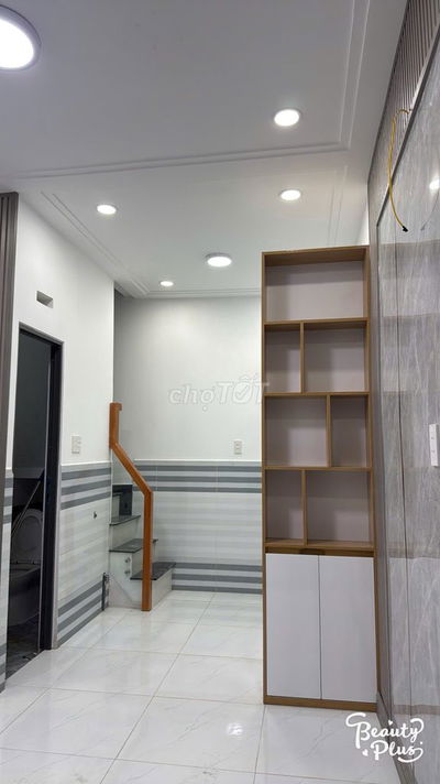 Bàn nhà 1/ đường TX13, Thạnh Xuân, giá 789 triệu